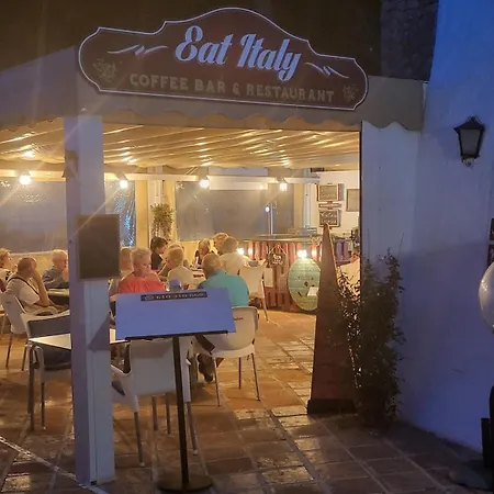 Hibisco 69 - San Juan De Capistrano *